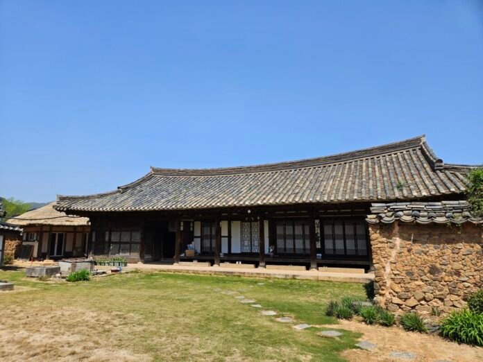 나주-남파고택-안채-장면-사진-박향이-scaled-1
